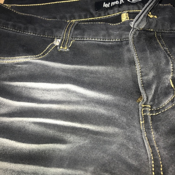 ⚫️Woman's Black Size 3 Jeggings⚫️ - Picture 3 of 6